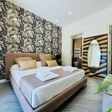 Yourhome - Santa Lucia Rooms Sorrento Buitenkant foto
