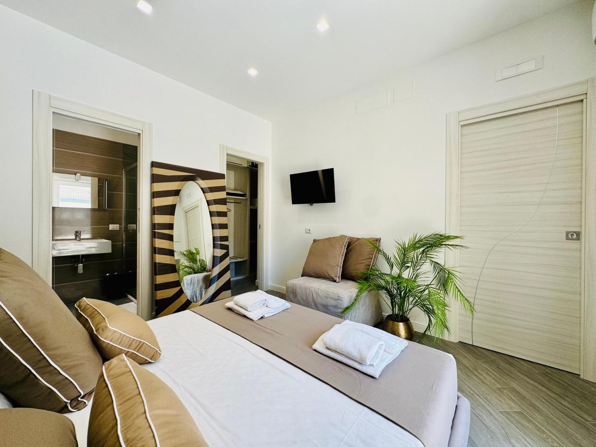 Yourhome - Santa Lucia Rooms Sorrento Buitenkant foto